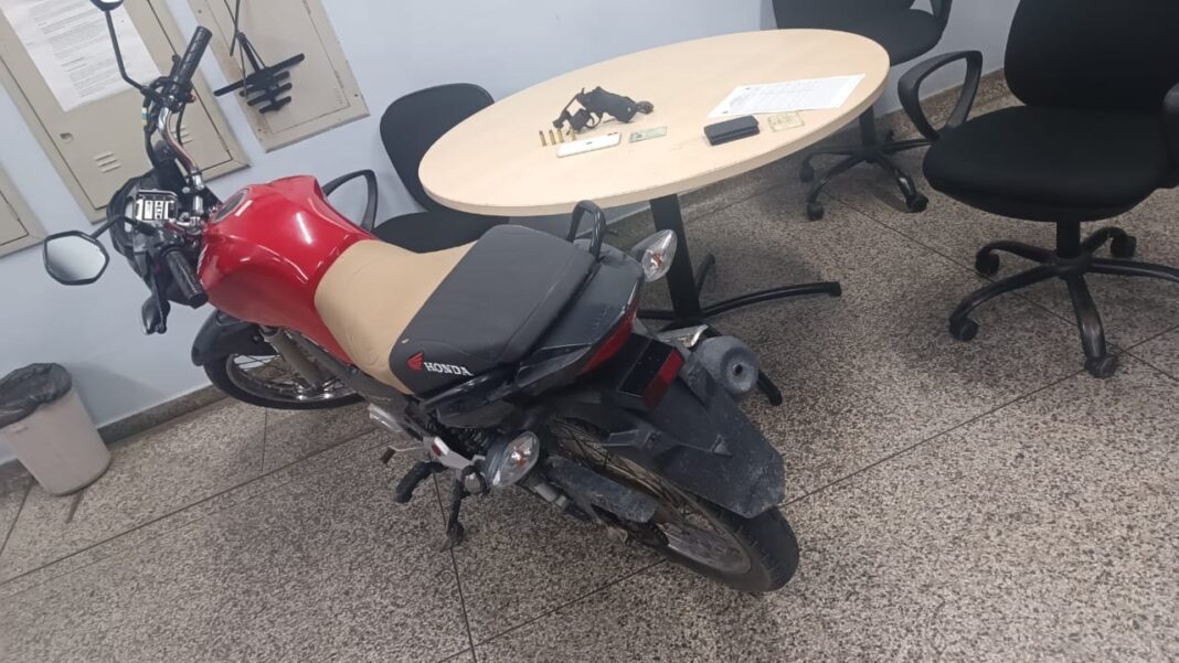 PMAM-20ªcicom DETÉM UM HOMEM POR ROUBO EM SANTA ETELVINA-FOTOS-DIVULGAÇÕES-PMAM