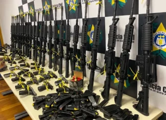Apreensão de fuzis no Rio é a maior desde o início da série histórica