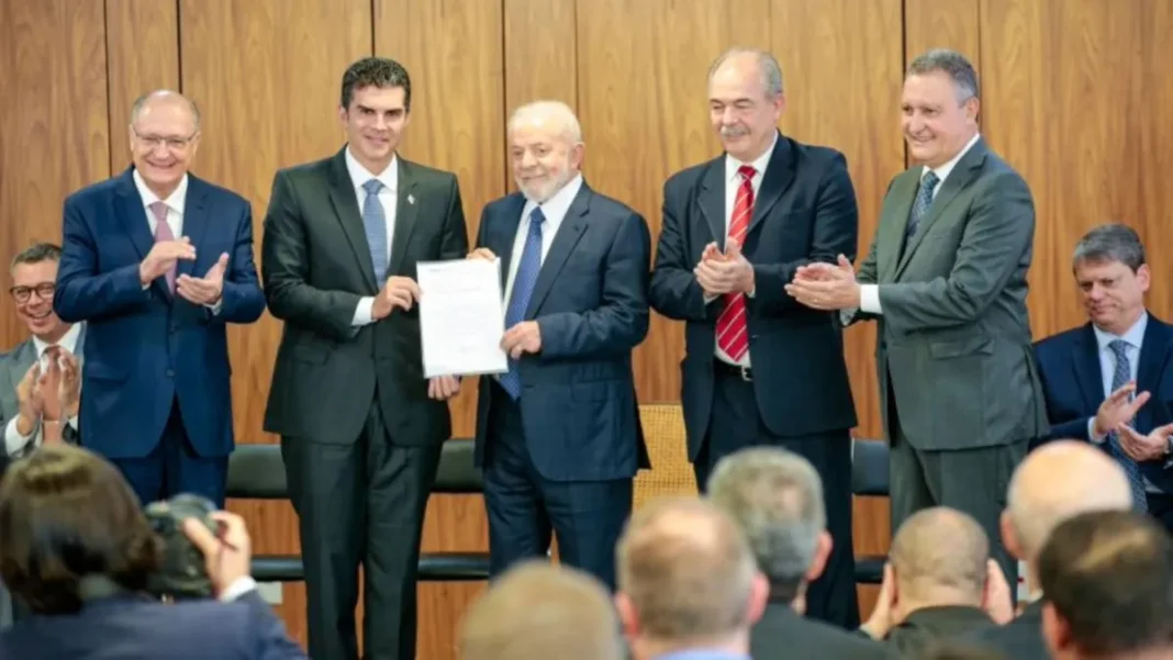 lula-helder_00840107_0_-3