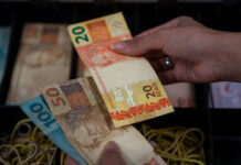 Segunda parcela do 13º salário deve ser paga até a próxima sexta-feira