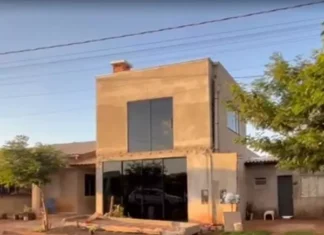 Menina de 4 anos tem pernas amputadas em queda de laje no Paraná