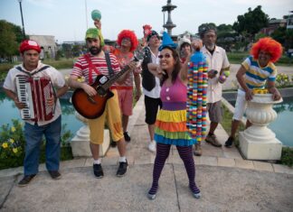 Banda Di Bubuia comanda o Carnaval Infantil na Casa de Praia Zezinho Corrêa
