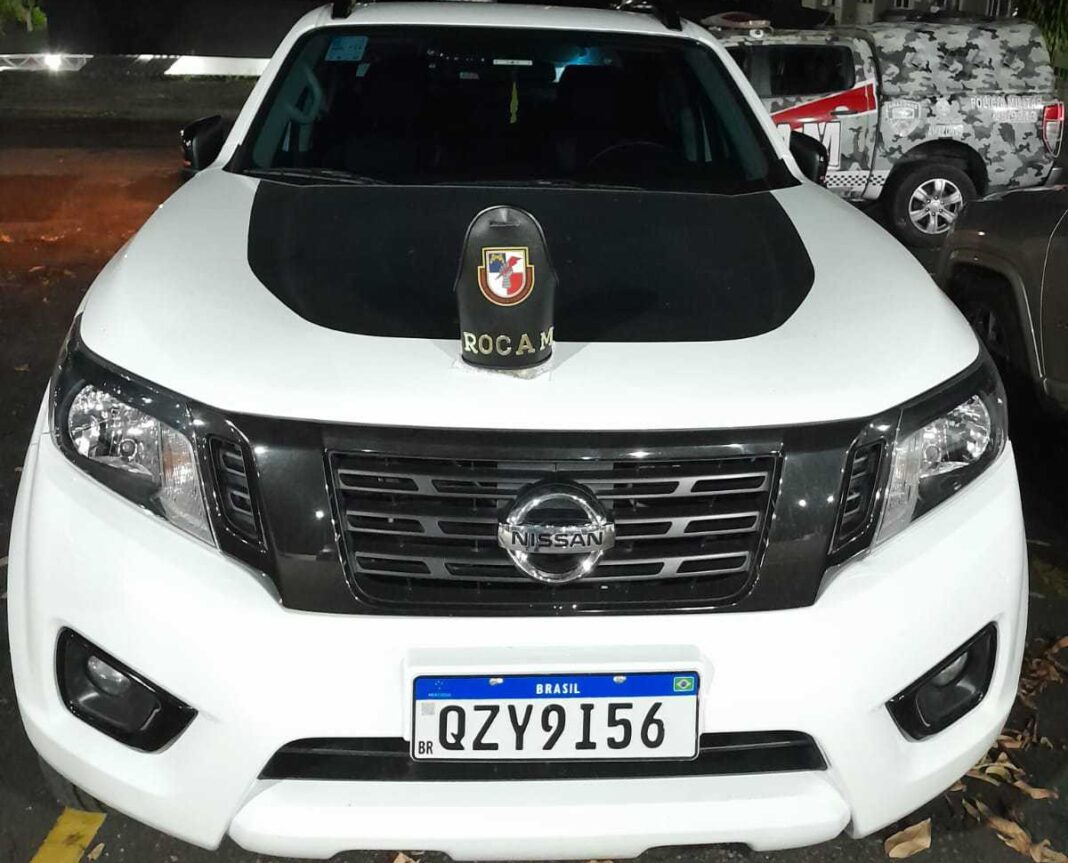 PMAM_ROCAM LOCALIZA VEICULO COM MANDADO_FOTO_DIVULGAÇÃO_PMAM