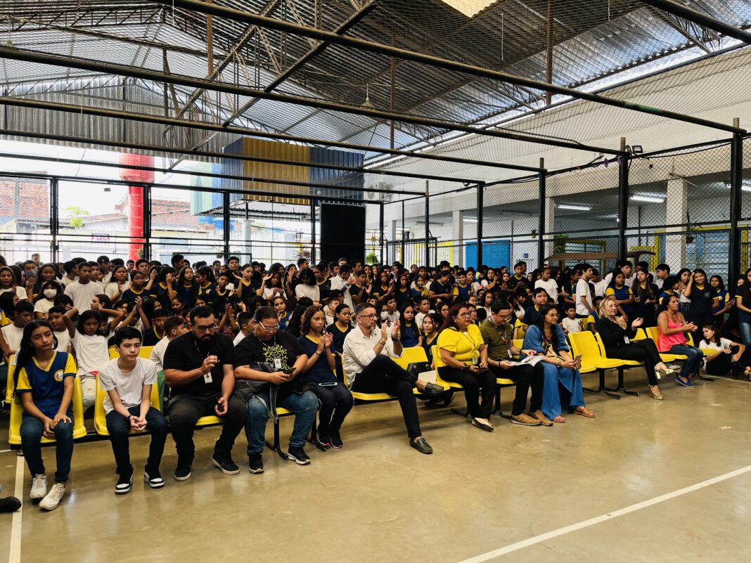 EVENTO NA ESCOLA MUNICIPAL OLGA FIGEUIREDO