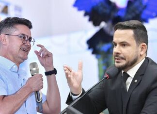Depois de baba o prefeito David e quase ser vice na chapa, o deputado Major Capitão e ator de cinema Baré em assalto de ônibus, Alberto Neto disse que falta comando na gestão municipal sobre a retirada dos flutuantes, veja
