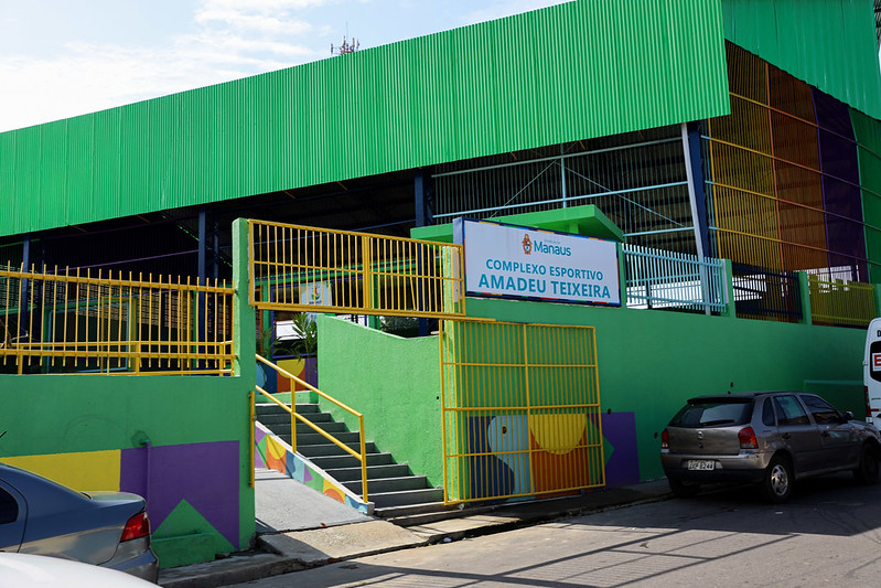 Prefeitura de Manaus entrega complexo esportivo do Santa Etelvina com  piscina, campo e quadra poliesportiva reformados - Chumbo Grosso