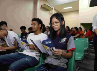 Secretária de Educação dá início a programação da Semana de combate ao bullying