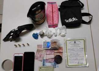 Em Iranduba, Polícia Militar do Amazonas prende dois homens, apreende arma e drogas