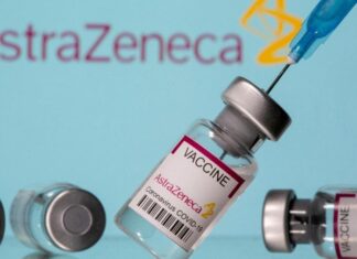 AstraZeneca admite à Justiça efeito colateral raro na vacina da Covid e não é mais fake news, é real