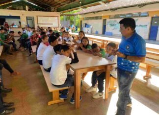 Para além dos muros da escola: Secretaria de Educação homenageia trabalhadores da rede estadual que se dedicam a mudar vidas