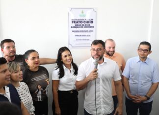 Em Parintins, Wilson Lima reinaugura restaurante do Prato Cheio ampliado e reforça setores social e primário