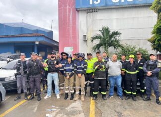 Operação Sucata fiscaliza oficinas mecânicas e remove sucatas de veículos que ocupavam indevidamente o espaço público