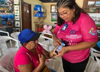 Governo do Amazonas leva atendimento do Crédito Rosa a Barcelos