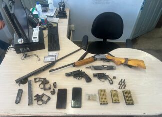 PC-AM deflagra Operação Hefesto e prende homem com armas, munições e material para fabricar armas, em Rio Preto da Eva