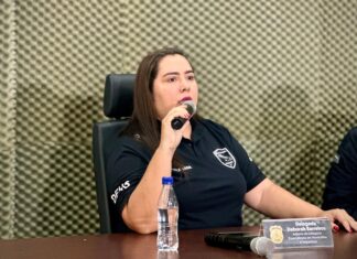 PC-AM prende mulher envolvida na morte do companheiro, que foi sequestrado e queimado vivo dentro de carro