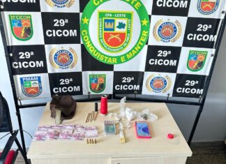PMAM prende dois homens e apreende adolescente com drogas, arma e munições em ações na capital e no interior