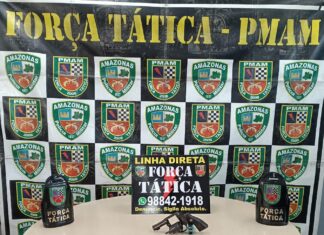 PMAM frustra roubo em micro-ônibus e prende homem com cinco aparelhos celulares roubados