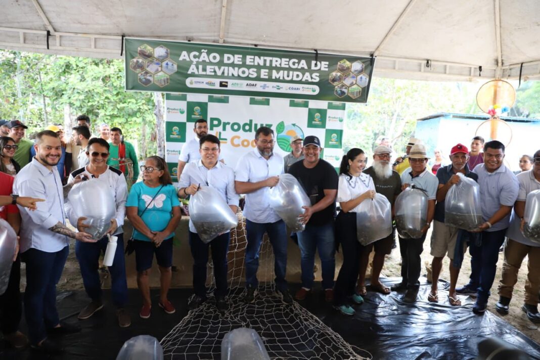 Sepror-Entrega-de-Alevinos_foto_Emerson_Martins-1.jpeg