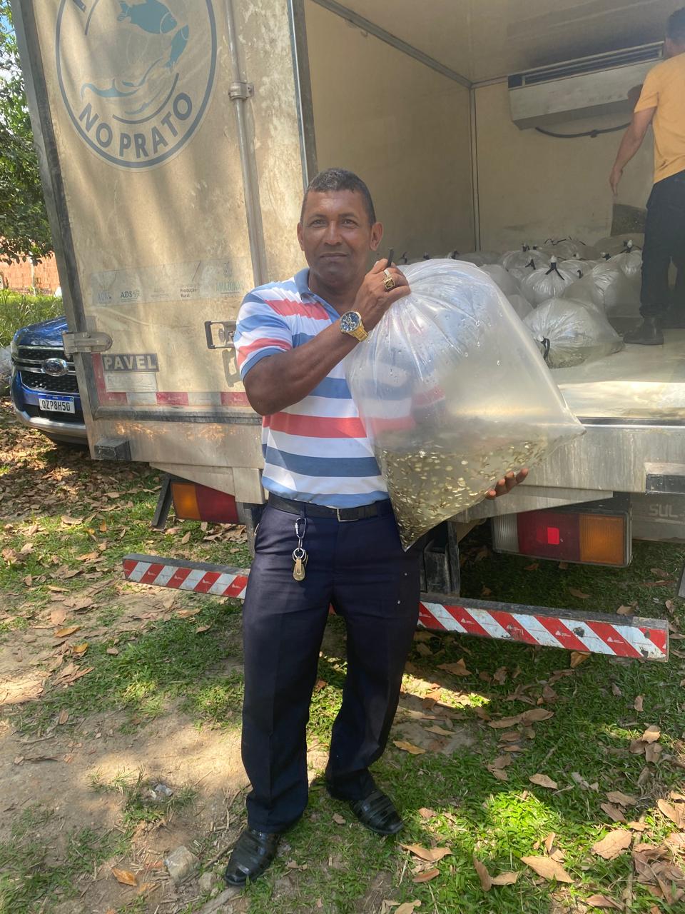 Entrega de Alevinos_região metropolitana da capital_fotos_divulgação (3)