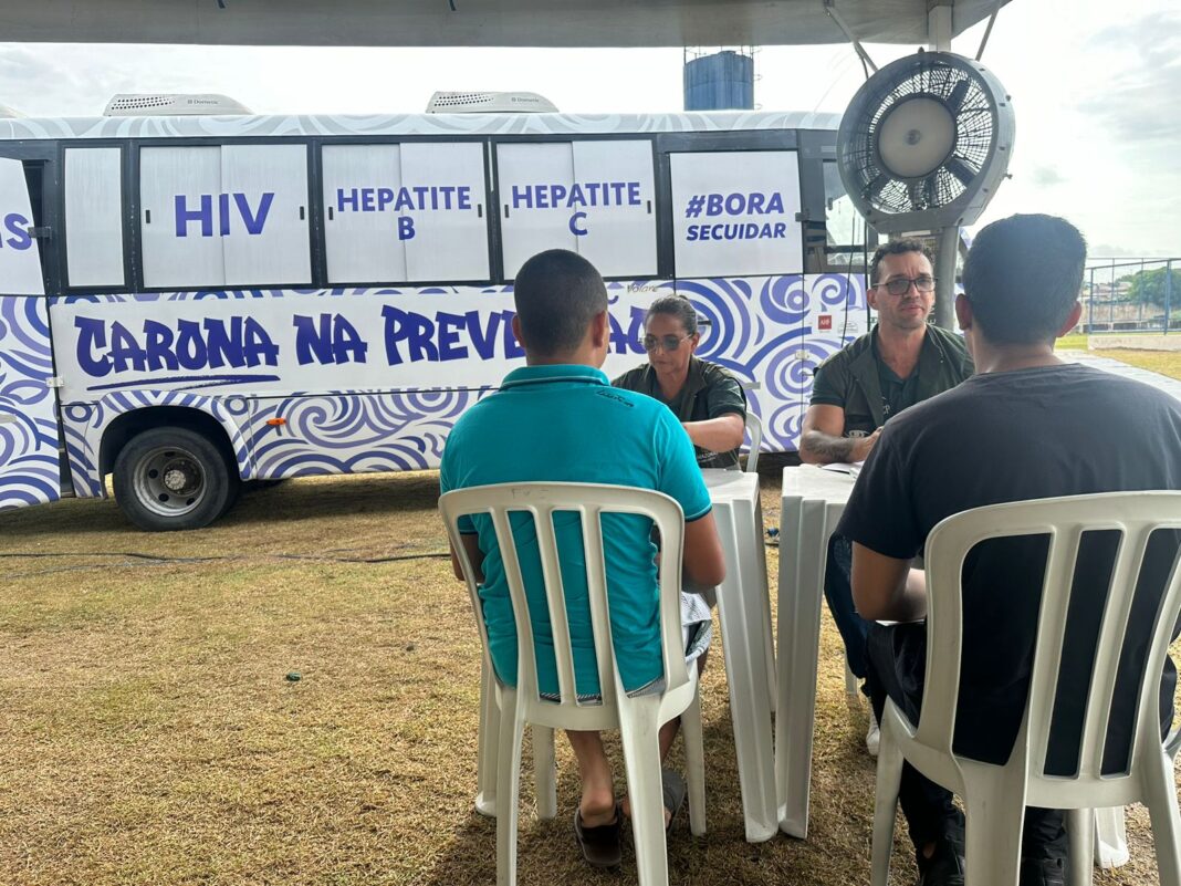 Profissionais da FVS-RCP irão ofertar testagem e orientações sobre prevenção de HIV e outras IST - Foto: Maíra Pessoa / FVS-RCP
