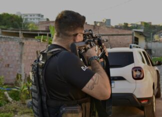 Polícia Civil deflagra Operação Raio e prende 21 membros de organizações criminosas no bairro Tarumã