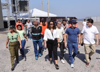 David Almeida vistoria montagem das estruturas de palcos do ‘Manaus Passo a Paço 2024’