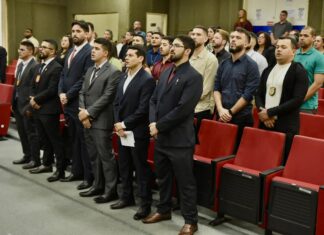 Polícia Civil realiza solenidade e empossa 19 novos policiais aprovados no concurso público