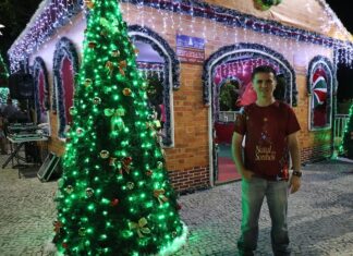 Programação natalina da Prefeitura de Manaus tem Casa do Papai Noel, chuva de neve, túnel de luzes e enfeites na Ponta Negra