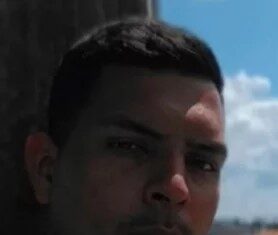PC-AM divulga imagem de homem procurado por roubo à loja de aparelhos eletrônicos