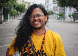 Escritor amazonense Francisco Ricardo lança campanha para pré-venda de seu novo livro