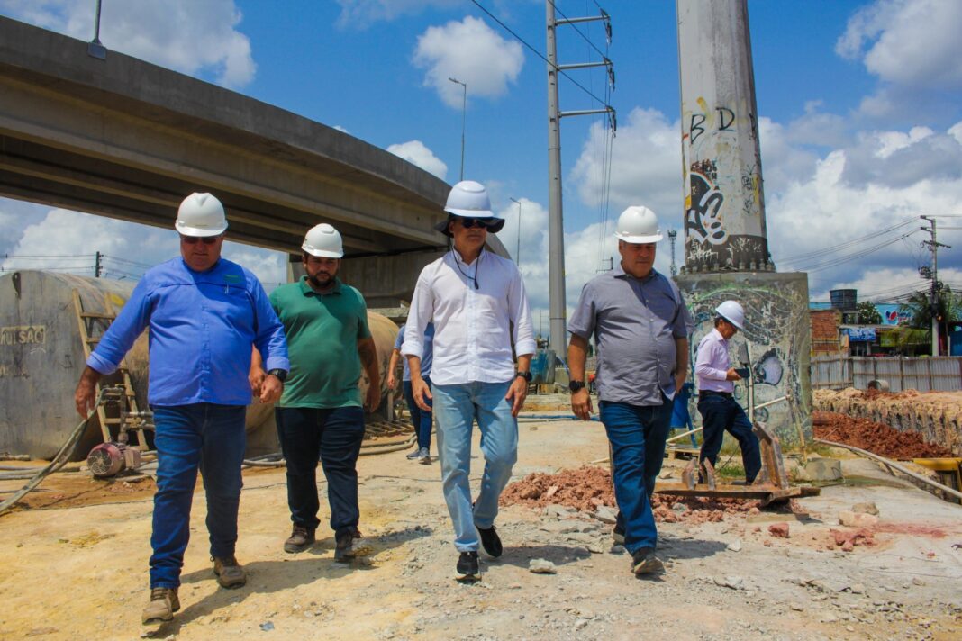 Prefeito Vistoria Viaduto (1)