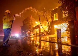 Atualizações: Incêndios florestais em Los Angeles