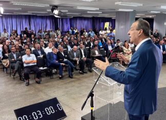 Lideranças empresariais reconhecem momento histórico para a Zona Franca e homenageiam trabalho dos senadores Omar Aziz e Eduardo Braga