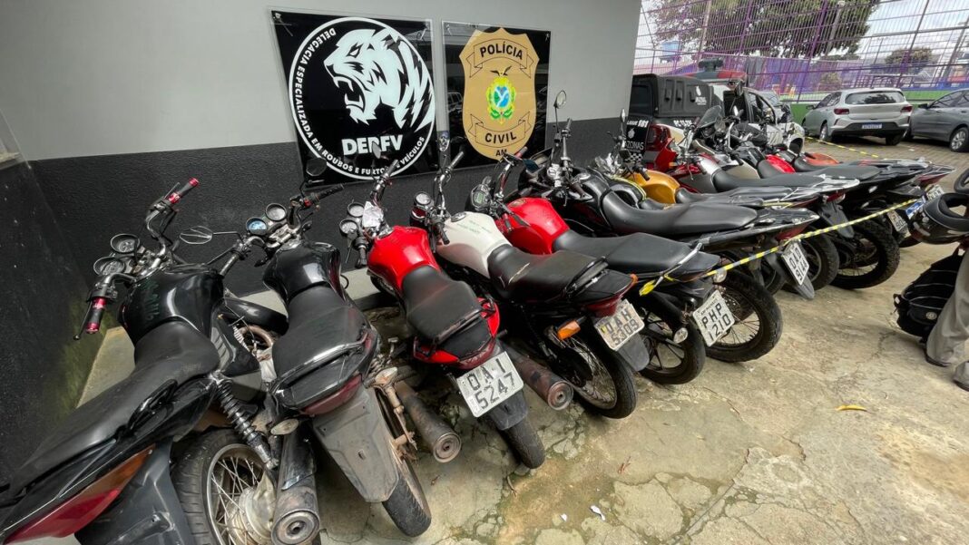 PC-AM MOTOCILCLETAS APREENDIDAS DURANTE OPERÇÃO EM MANACAPURA FOTO ERLOND RODRIGUES (6)