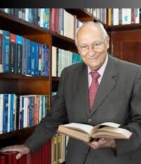Os 90 ANOS do PROFESSOR e JURISTA IVES GANDRA DA SILVA MARTINS
