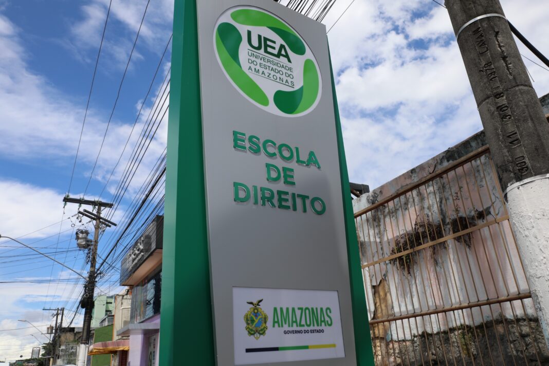 Escola de Direito_Daniel Brito