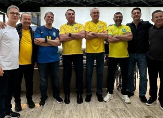 Wilson Lima se destaca ao lado de Bolsonaro e tira a estrela de Alberto Neto, Salazar e Maria do Carmo, que terão que ajoelhar no milho e ficarem caladinhos