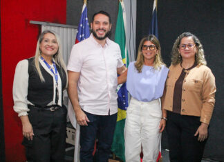 Prefeitura de Manaus participa de lançamento de programa de formação docente
