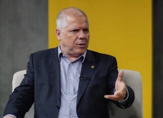 Alessandro Stefanutto, presidente do INSS, é afastado após operação da PF