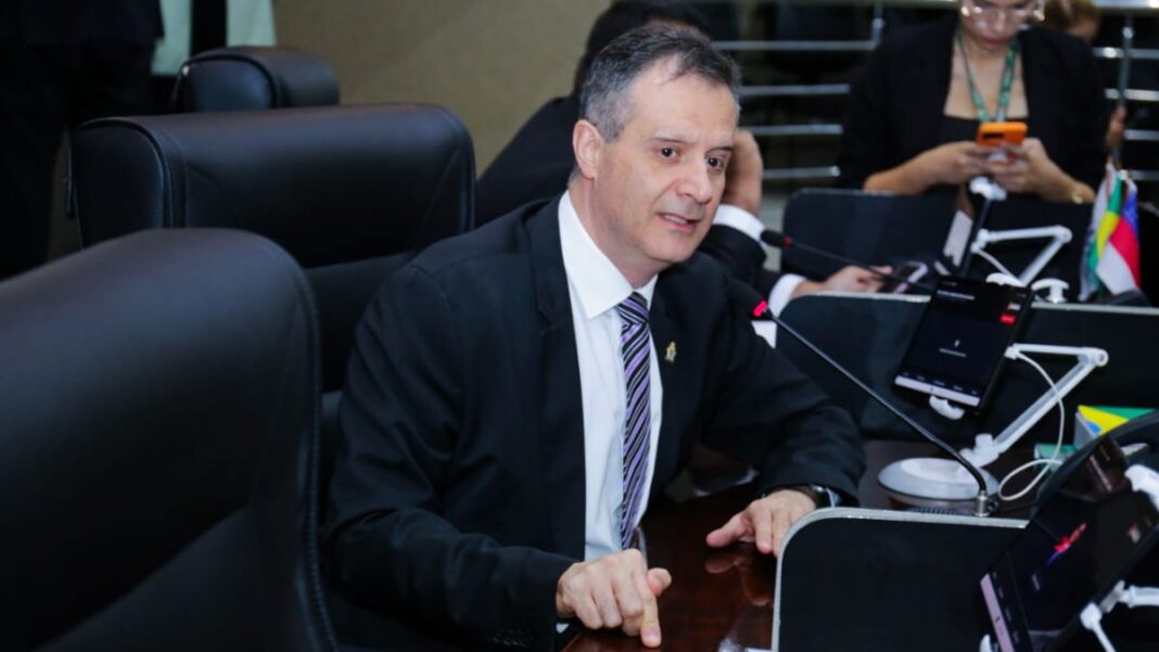 CMM aprova PL de Marcelo Serafim que cria Dia Municipal do Farmacêutico