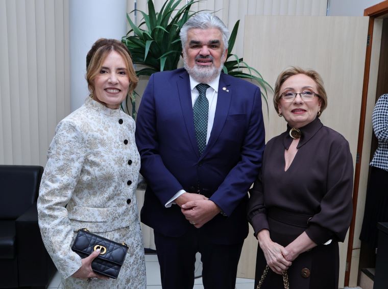 3de96783-bd23-439a-a318-dce074980179