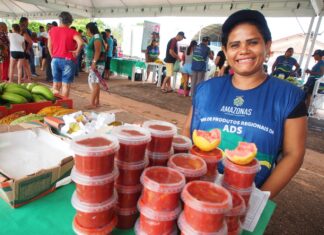 ADS promove Feira de Produtos Regionais durante a 33ª Festa do Cupuaçu, em Presidente Figueiredo