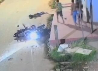 Vídeo: grace colisão entre motociclistas deixa feridos, cenas impactantes