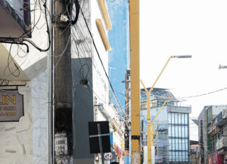 Prefeito David Almeida acompanha mais uma ação inédita do ‘Mutirão no Centro’ e fiscaliza retirada de ‘cabos mortos’ para combater a poluição visual