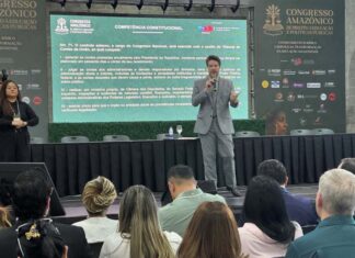 Conselheiro do TCE-AM abre Congresso Amazônico de Direito à Educação com palestra magna sobre controle externo