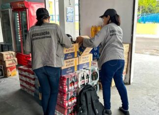 Vigilância Sanitária realiza apreensão de materiais impróprios no comércio de Parintins