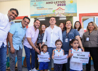Prefeito David Almeida recebe delegações de 15 países para mostrar modelo inovador que atende 250 mil alunos e valoriza a agricultura familiar