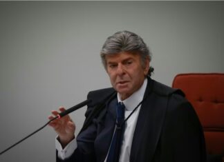 Fachin autoriza transferência de Fux para Segunda Turma do STF