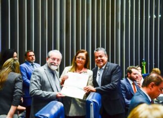 Dr. Hiran destaca legado do CFM em sessão especial pelos 80 anos da instituição