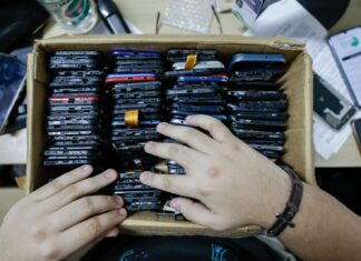 Amazonas recupera 6,5 mil celulares e reduz roubos em 25% com tecnologia e segurança